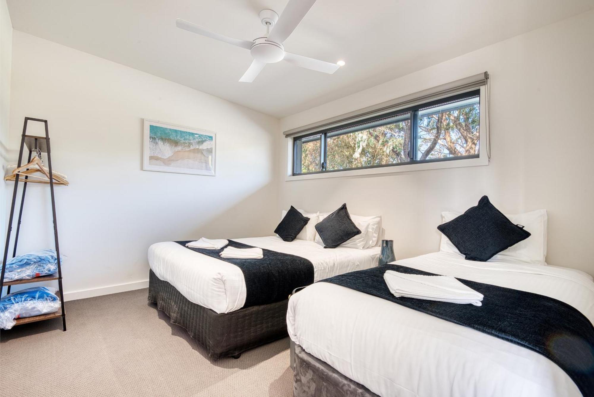 Inverloch Motel Bagian luar foto