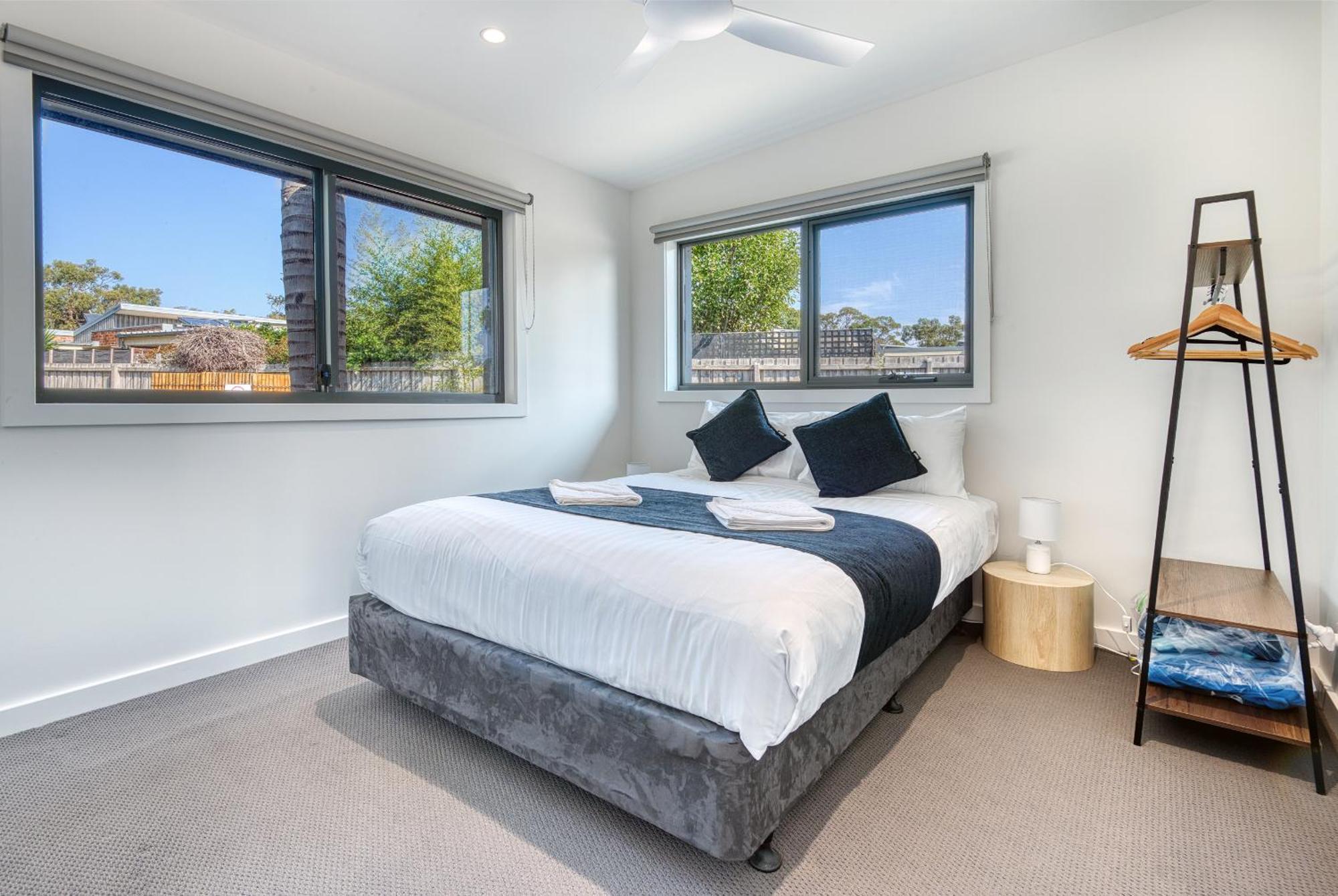 Inverloch Motel Bagian luar foto