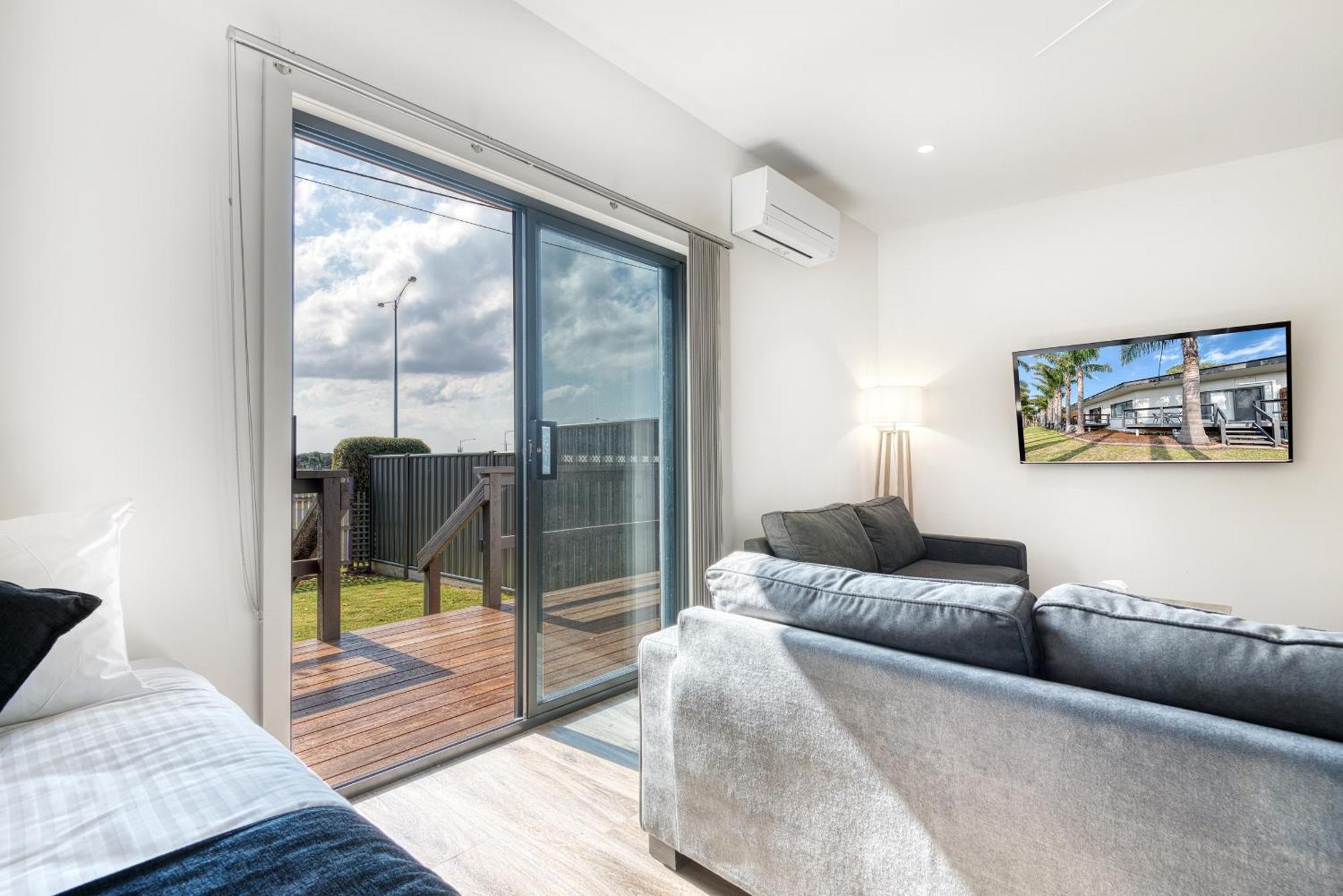 Inverloch Motel Bagian luar foto