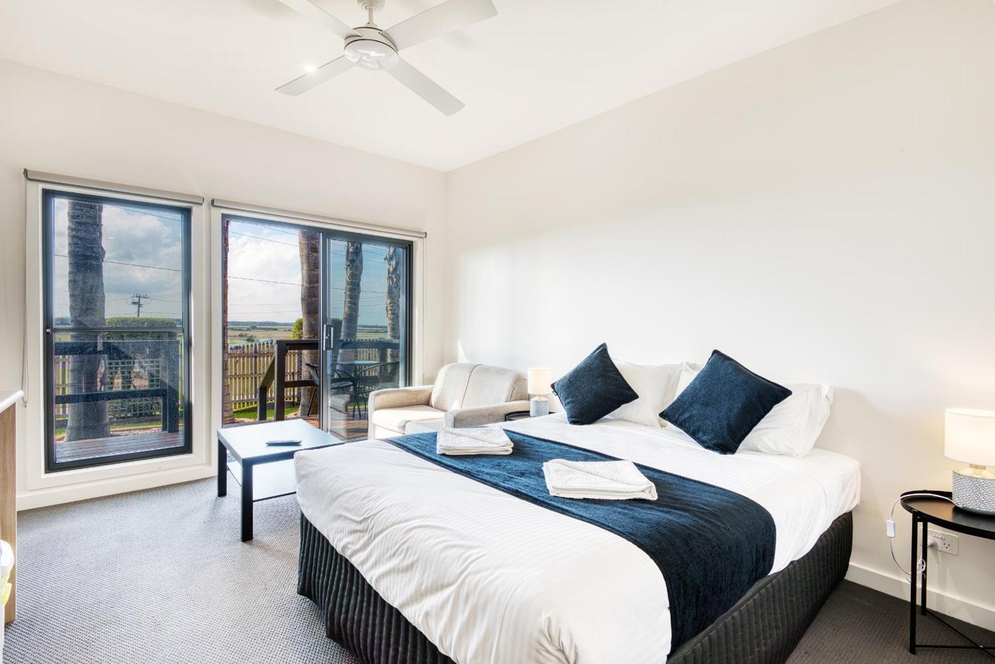 Inverloch Motel Bagian luar foto