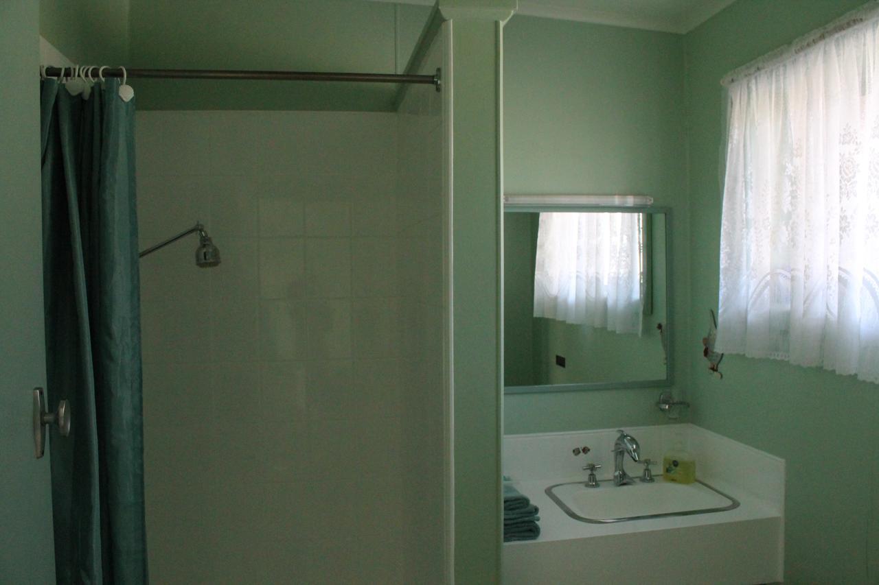 Inverloch Motel Bagian luar foto