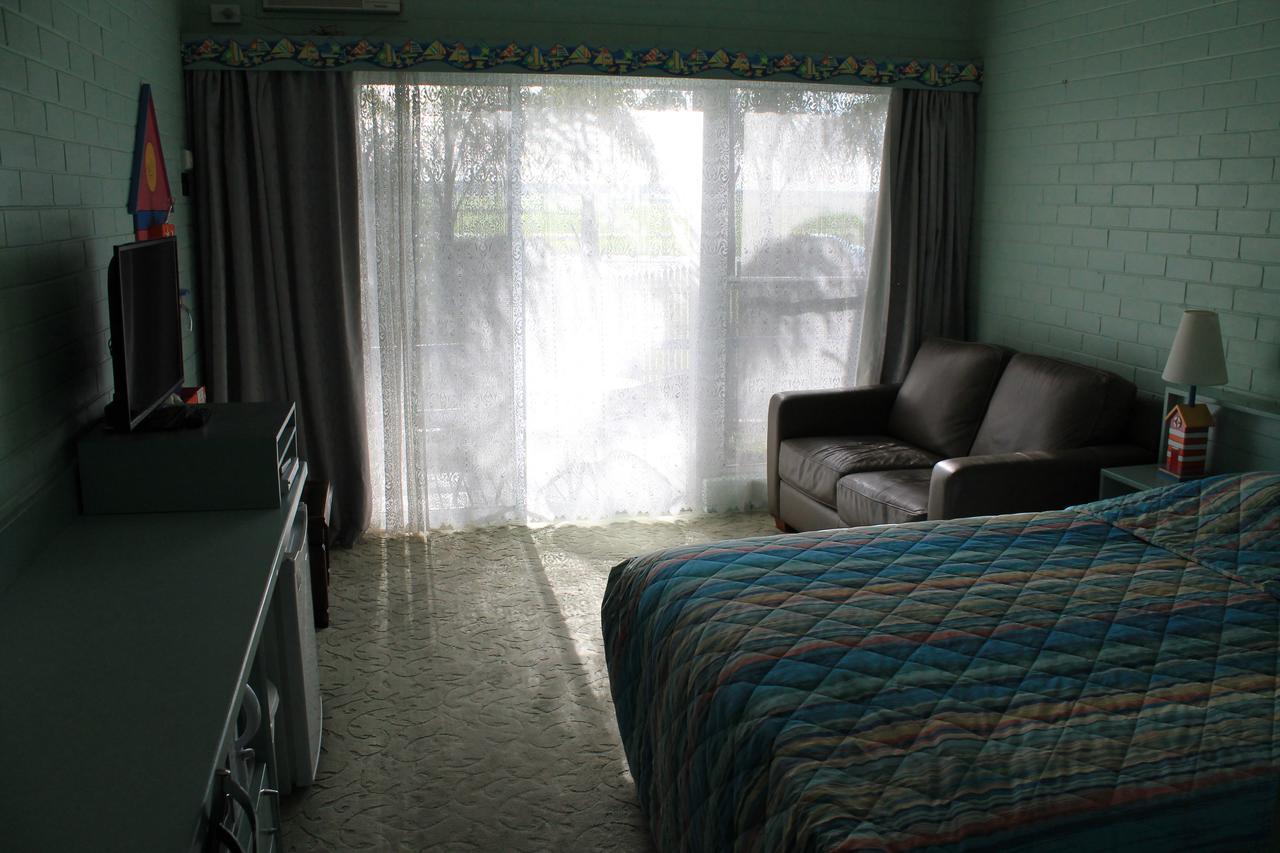 Inverloch Motel Bagian luar foto