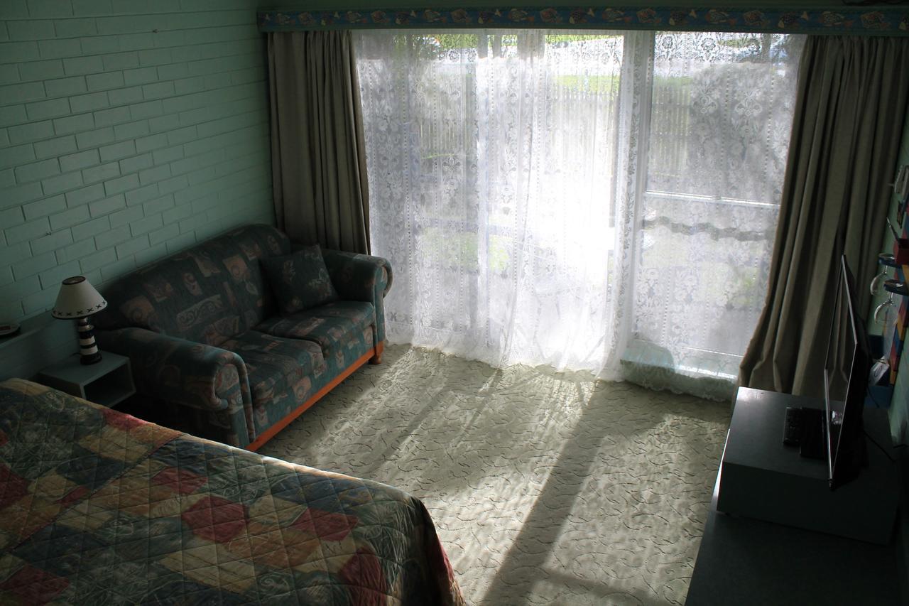Inverloch Motel Bagian luar foto